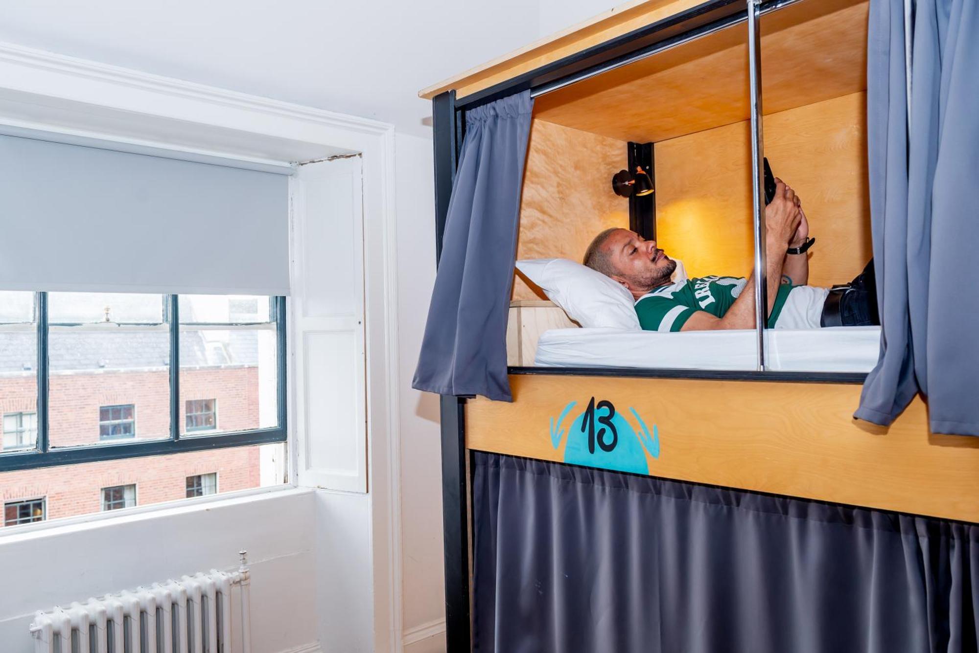 Leevin Hostel George Dublin Eksteriør bilde
